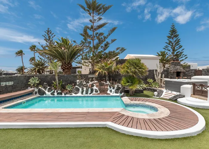 Faro Park With Private Pool Villa *