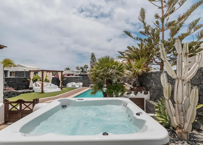 Faro Park With Private Pool * Playa Blanca (Lanzarote)