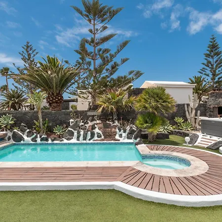 Faro Park With Private Pool Villa *