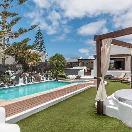 Villa Faro Park With Private Pool