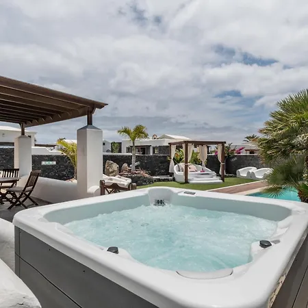 Villa Faro Park With Private Pool